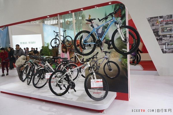 第14届天津车展,凤凰继续演绎传奇和精彩 第14届天津车展,凤凰继续演绎传奇和精彩