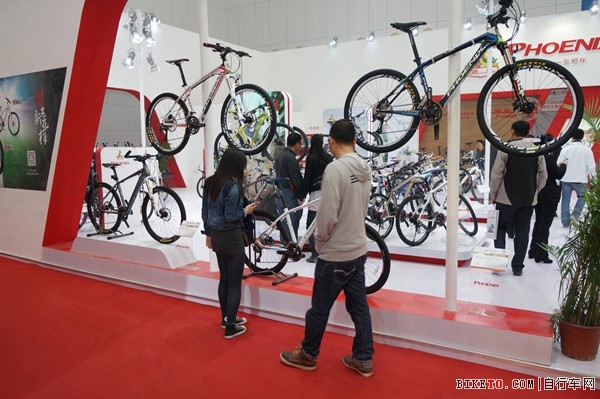 第14届天津车展,凤凰继续演绎传奇和精彩 第14届天津车展,凤凰继续演绎传奇和精彩