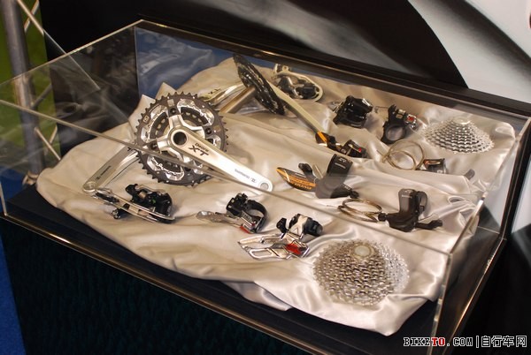 ̨���������г�չ