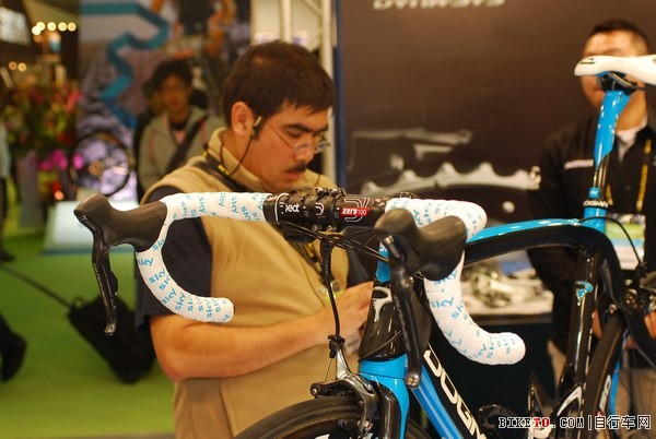 ̨���������г�չ