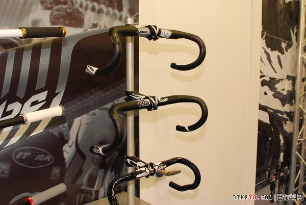 ̨���������г�չ