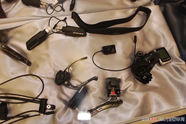 ̨���������г�չ