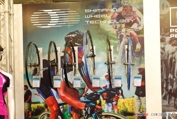 ̨���������г�չ