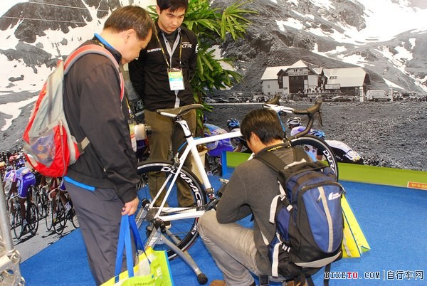 ̨���������г�չ