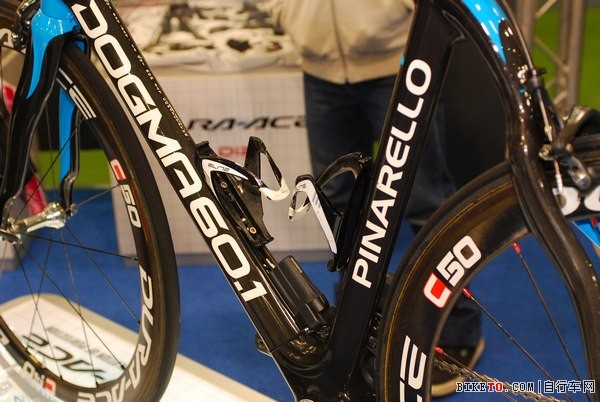 ̨���������г�չ