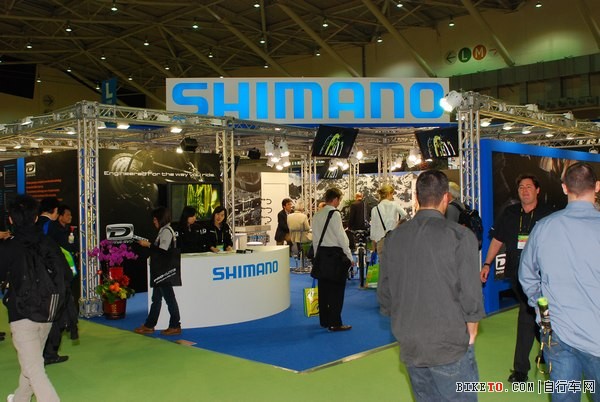 ̨���������г�չ