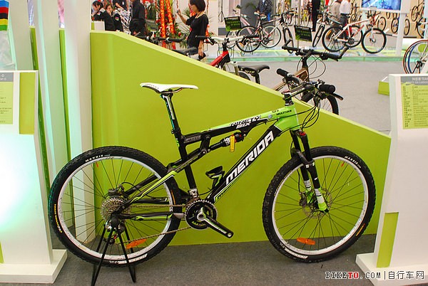 �Ϻ�չ������