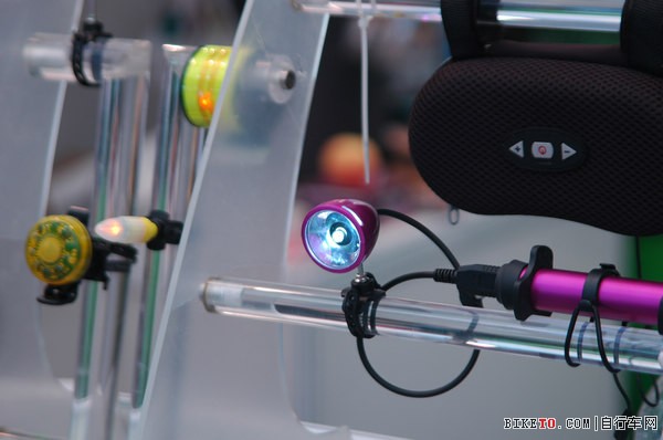 ά�˿Ƽ���Ʒ�ܼ�JIM