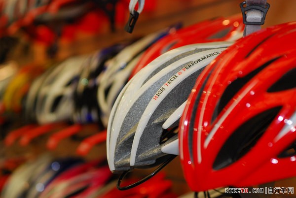 �Ϻ�չ����