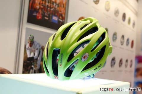 �Ϻ�չ���ʱ�У���ͷ����ŷ������9