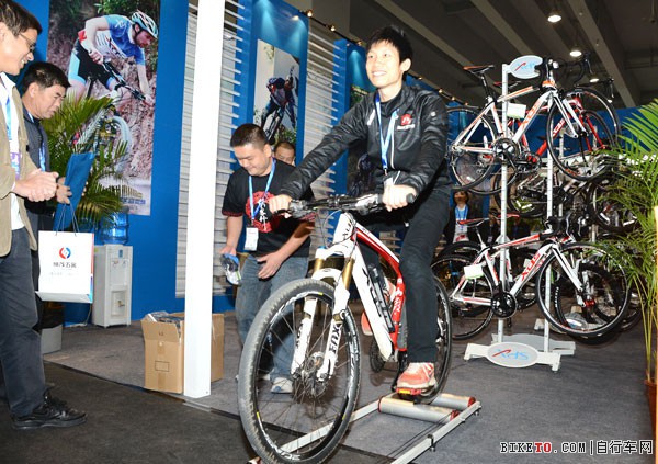 ����̨��������