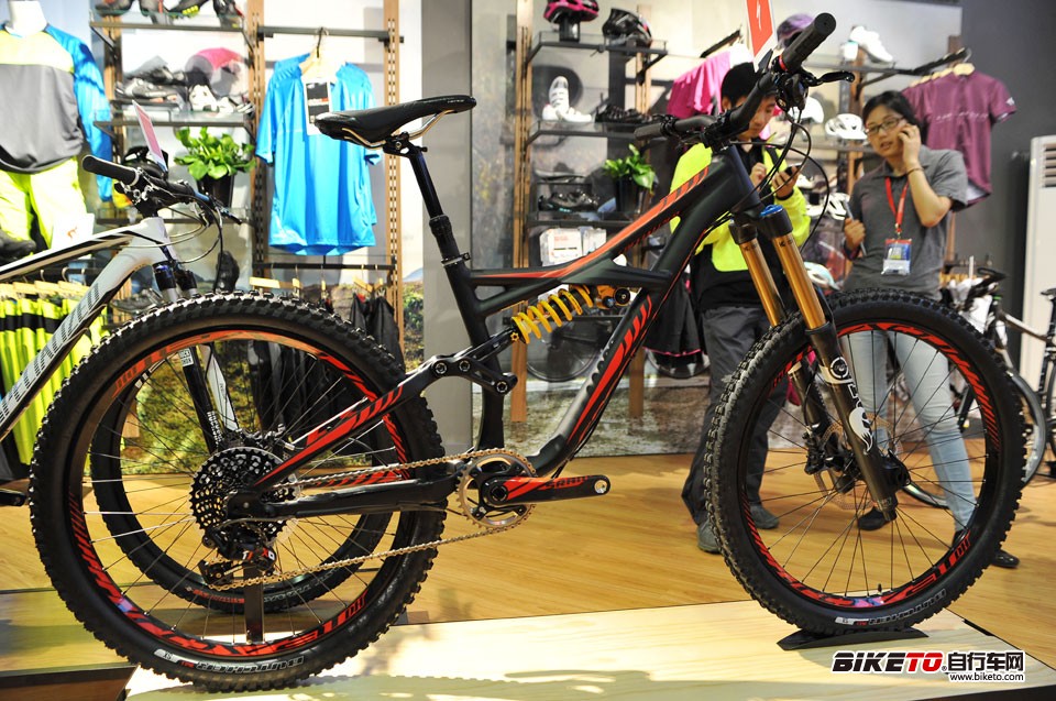 中国展 又豪又骚气的重家伙 中国展 又豪又骚气的重家伙