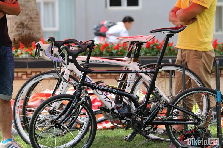 46.另一边试骑活动正如火如荼8.jpg 46.另一边试骑活动正如火如荼8.jpg