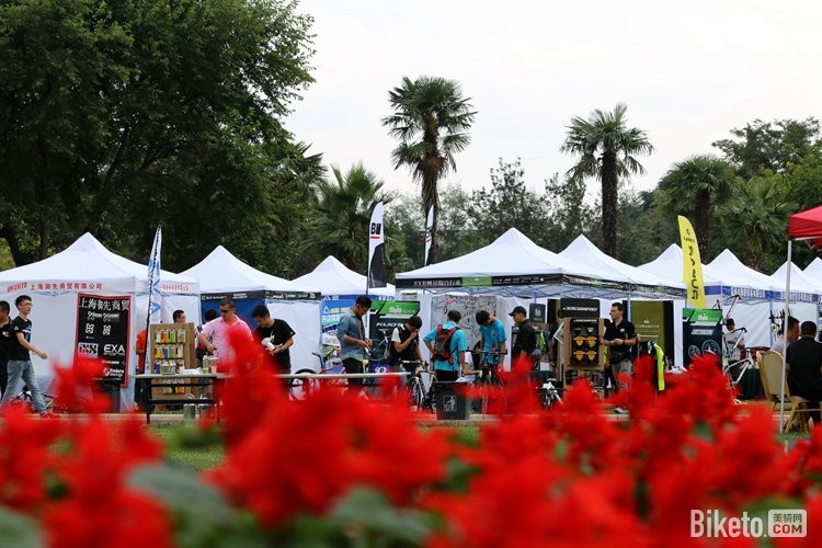 户外设展 户外设展