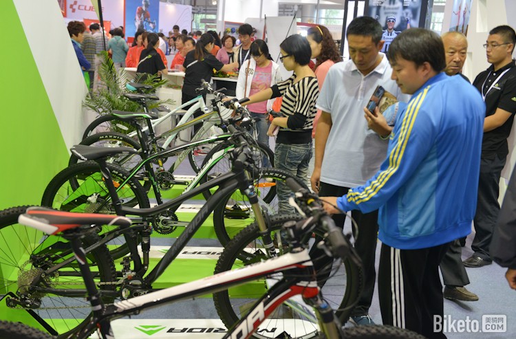 美利达展位人潮汹涌 美利达展位人潮汹涌