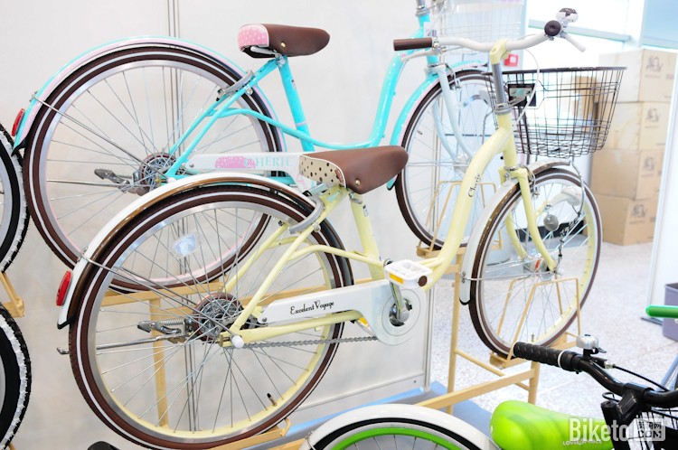 爱三希城市车 爱三希城市车