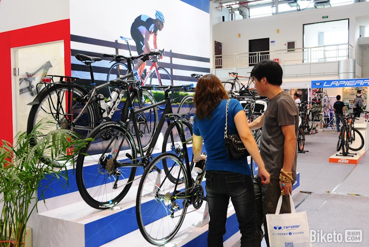 参观者1 参观者1