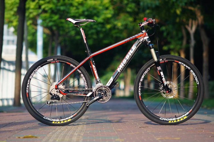 MISSILE 风驰碳纤维山地车 MISSILE 风驰碳纤维山地车