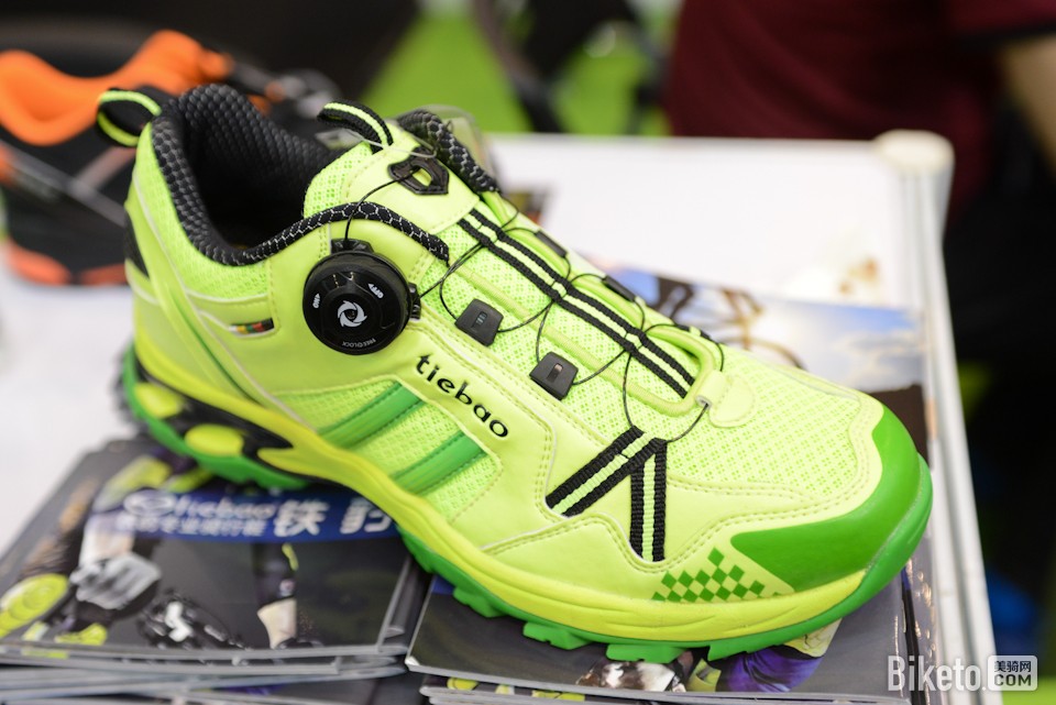 铁豹骑行鞋 铁豹骑行鞋
