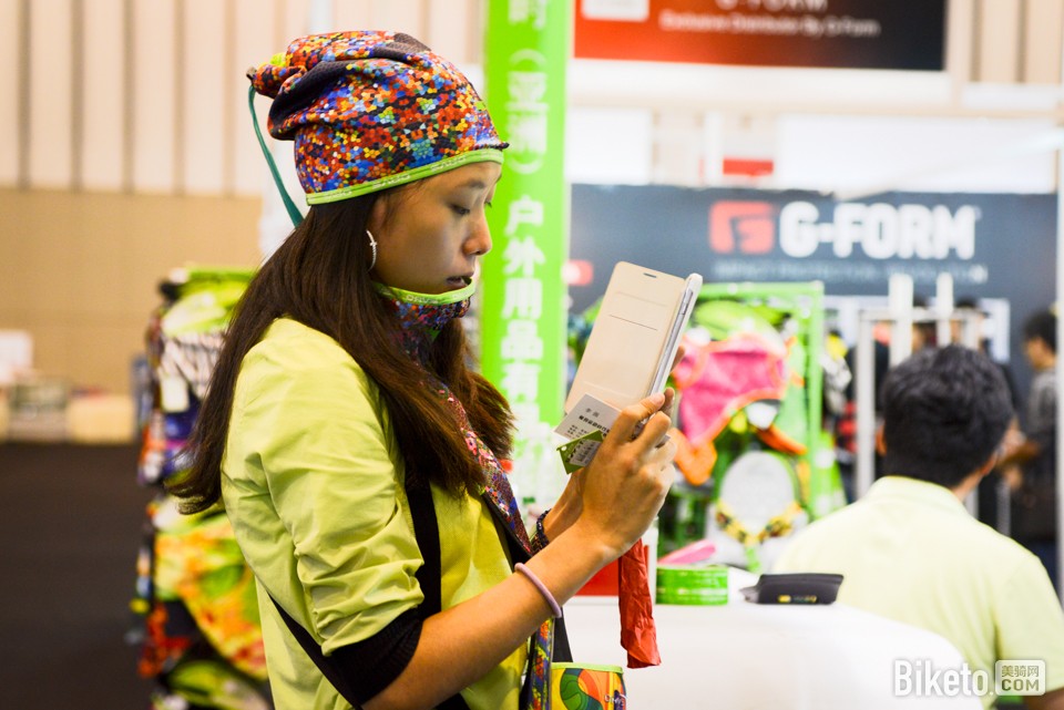 戴头巾的女生 戴头巾的女生