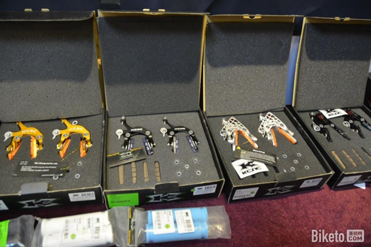 ɫ�ʷḻ�ļ���