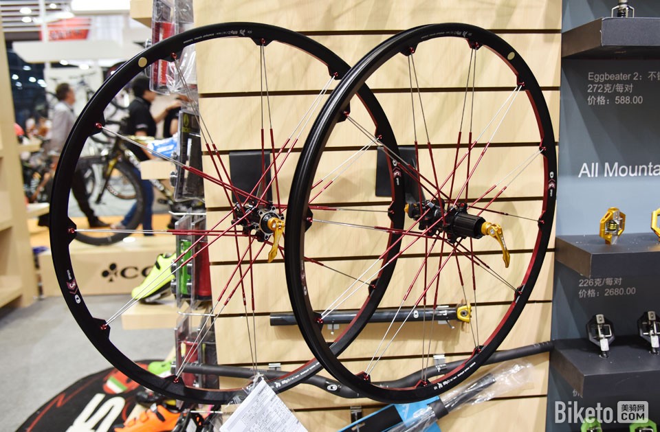 �й�չ������������ɽ����