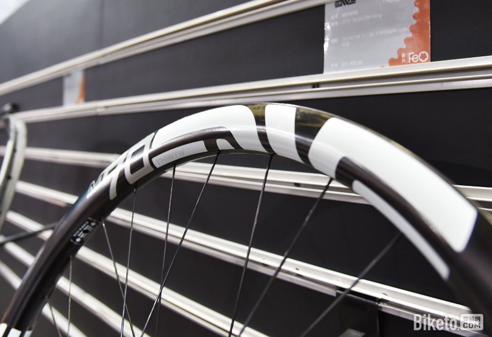 �й�չ������������ɽ����