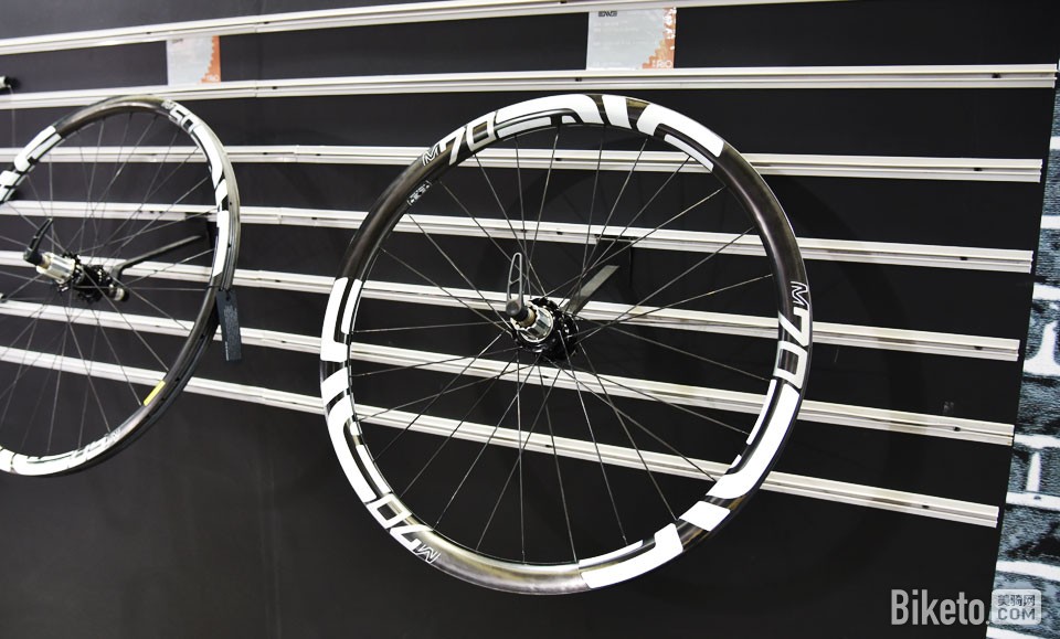 �й�չ������������ɽ����