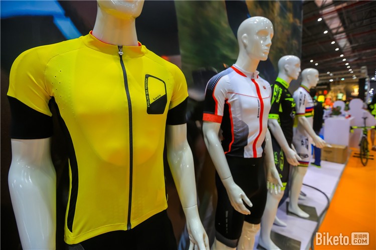 ��ʽ�������з������ƣ���Ҹ�����ü����ף��ÿ����γɶ������ӿ�����ɢ��