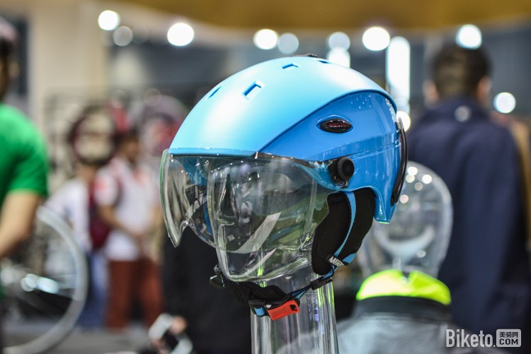 MOON可拆卸头盔 MOON可拆卸头盔