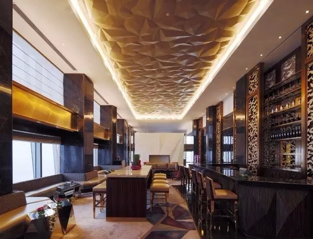 艺海国际拍卖_艺海国际人均消费(3)