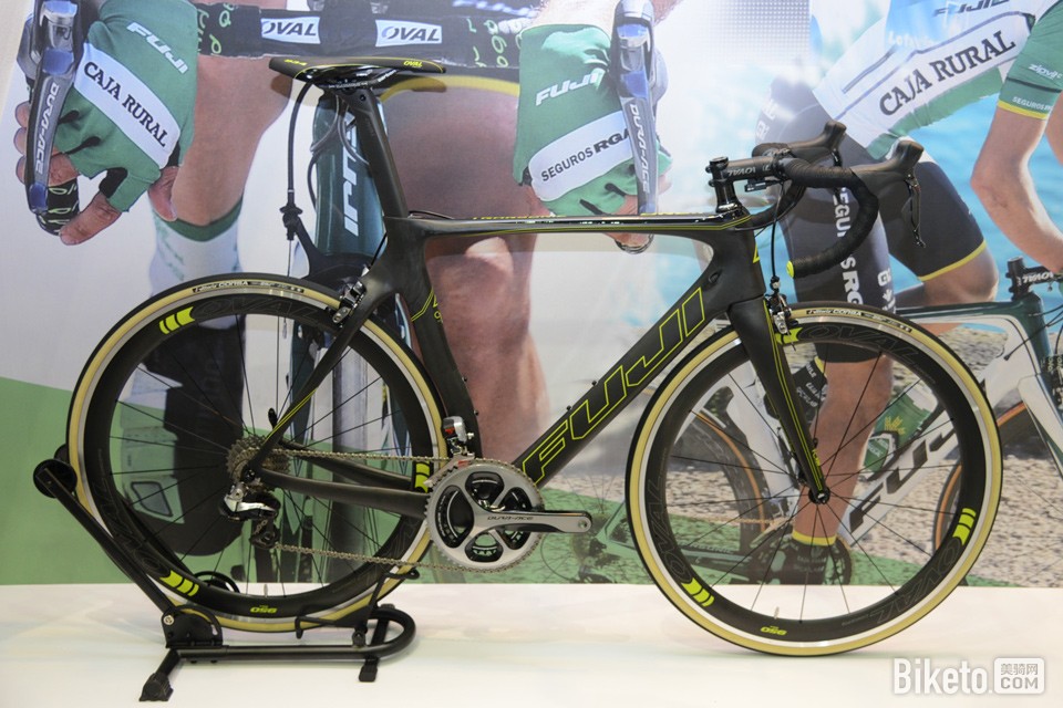 2016̨���������г�չ������·������