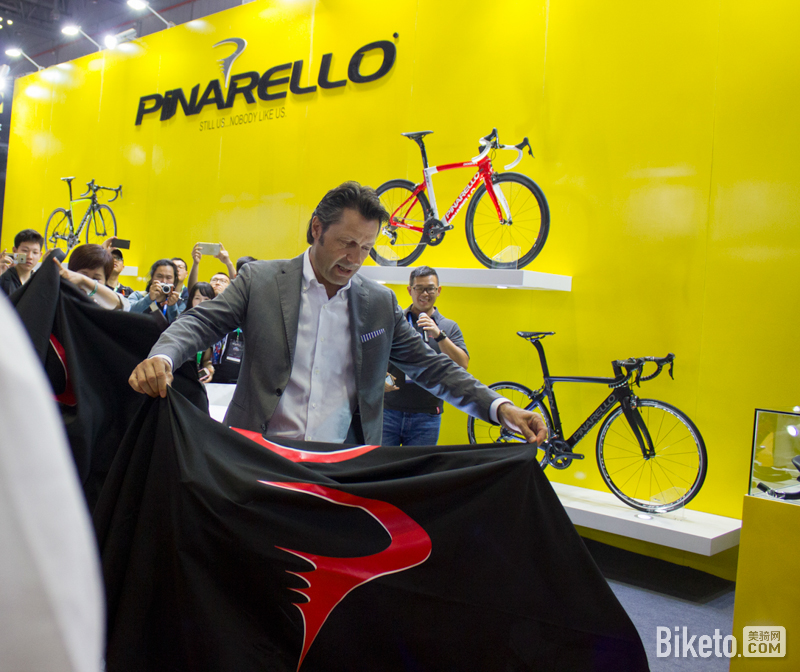 王者驾到!美尼亚带你剖析Pinarello Dogma F10细节 王者驾到!美尼亚带你剖析Pinarello Dogma F10细节