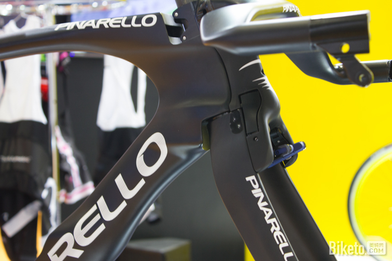 王者驾到!美尼亚带你剖析Pinarello Dogma F10细节 王者驾到!美尼亚带你剖析Pinarello Dogma F10细节