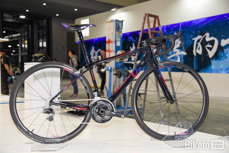 �й��������г�չ