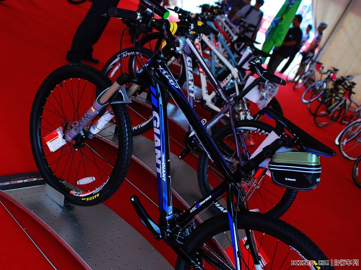 �ߵ����г�֮���ʱش�