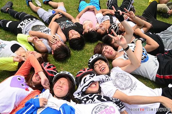 同学们.jpg 同学们.jpg