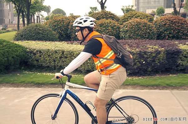 学校执行长.jpg 学校执行长.jpg