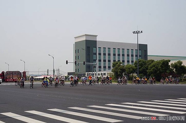 毕业骑行结束.jpg 毕业骑行结束.jpg