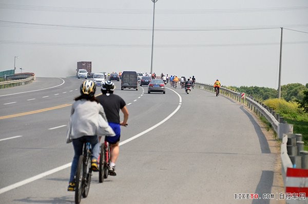 爬坡2.jpg 爬坡2.jpg