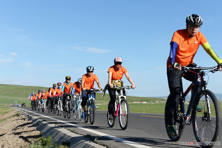 福玛特公益活动“爱.在路上-温暖力量” 福玛特公益活动“爱.在路上-温暖力量”