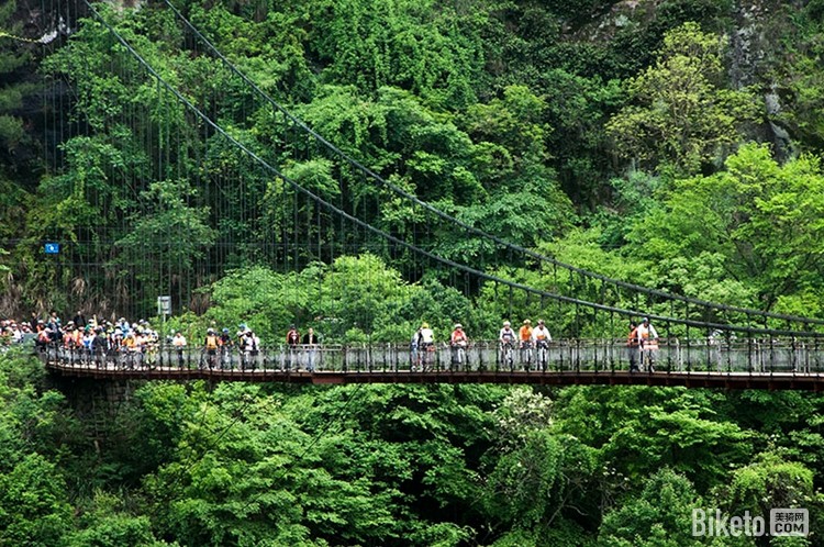 ����������7