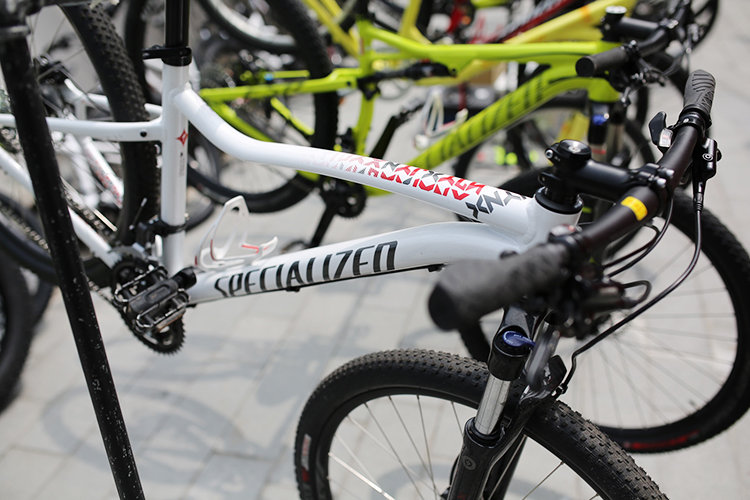 �Ϻ������硱���� �������ֵ��������ٵ�