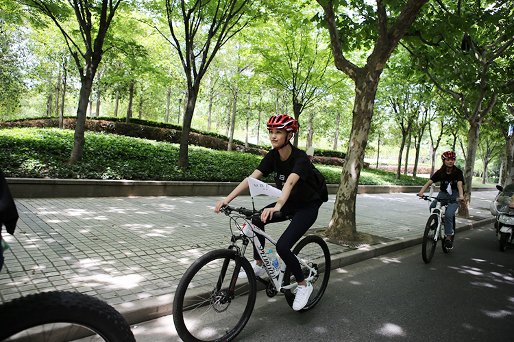 �Ϻ������硱���� �������ֵ��������ٵ�