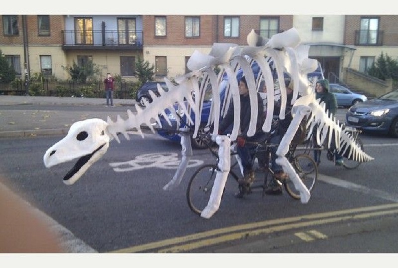 ��ʥ��,���г�,��װ