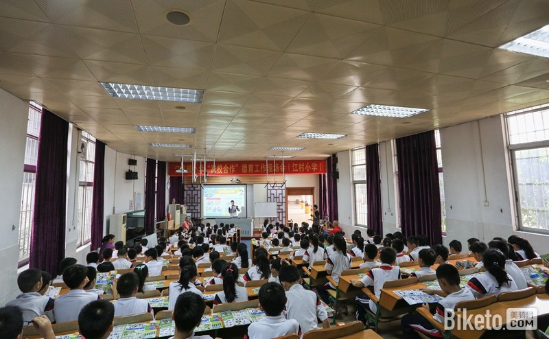 ת����������С��ʿ�