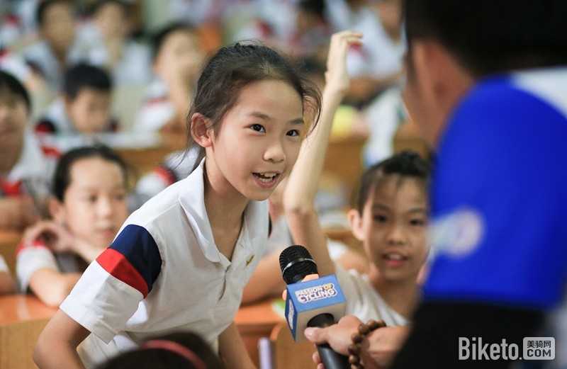 ת����������С��ʿ�