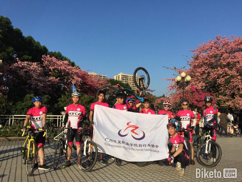 �ӻ���У����