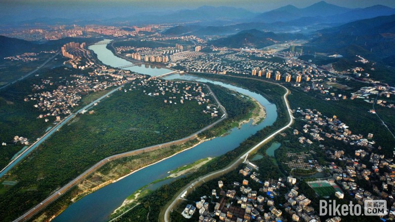 �ӻ���У����