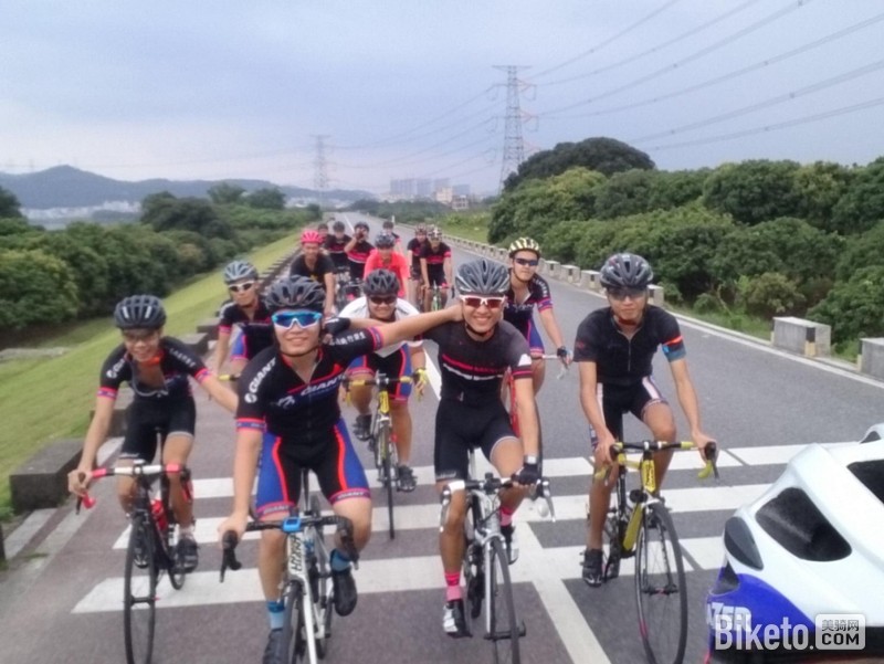 �ӻ���У����